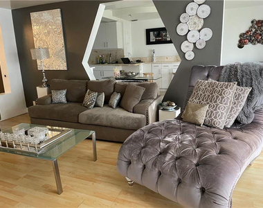 3690 Inverrary Drive - Photo Thumbnail 1