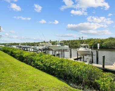 2506 Se Anchorage Cove - Photo Thumbnail 29