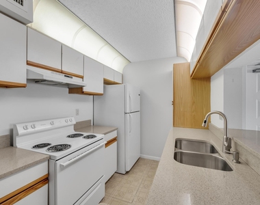 2506 Se Anchorage Cove - Photo Thumbnail 7