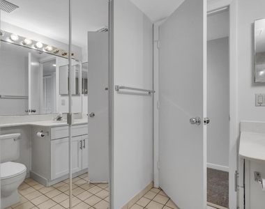 2506 Se Anchorage Cove - Photo Thumbnail 23