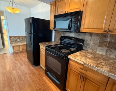 4951 Wedgewood Way - Photo Thumbnail 14