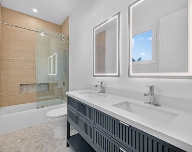 704 Sw 9th Street - Photo Thumbnail 64