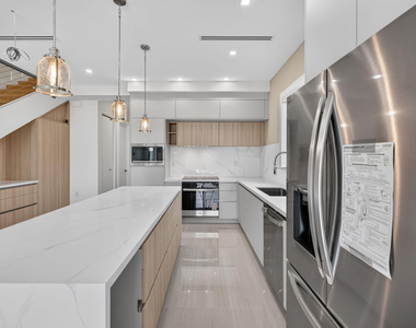 704 Sw 9th Street - Photo Thumbnail 13