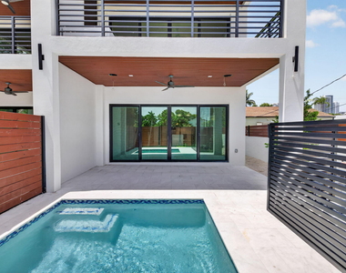 704 Sw 9th Street - Photo Thumbnail 28
