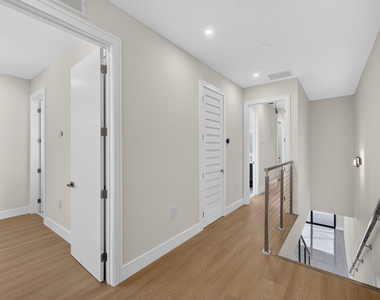 704 Sw 9th Street - Photo Thumbnail 40