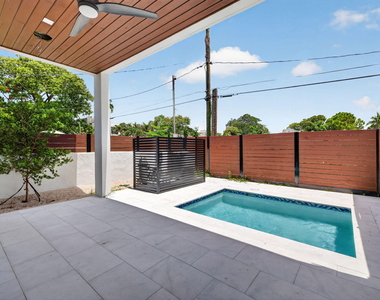 704 Sw 9th Street - Photo Thumbnail 24