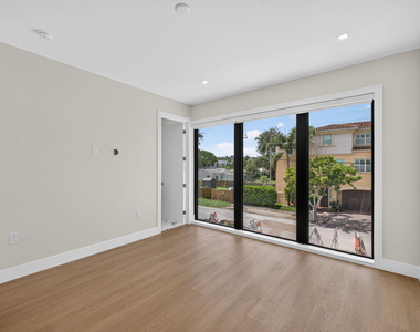 704 Sw 9th Street - Photo Thumbnail 70