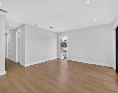 704 Sw 9th Street - Photo Thumbnail 49