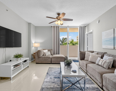625 Casa Loma Boulevard - Photo Thumbnail 13