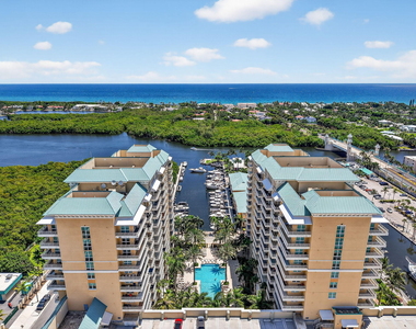 625 Casa Loma Boulevard - Photo Thumbnail 1