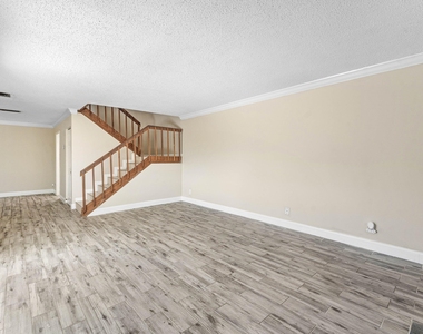 1534 Forest Lakes Circle - Photo Thumbnail 26