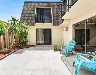 1534 Forest Lakes Circle - Photo Thumbnail 2
