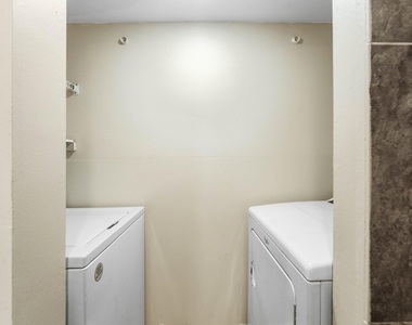 1534 Forest Lakes Circle - Photo Thumbnail 12