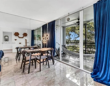 120 Royal Park Drive - Photo Thumbnail 1