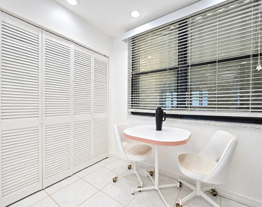 9900 S Ocean Drive - Photo Thumbnail 4