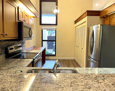 11781 Timbers Way - Photo Thumbnail 10
