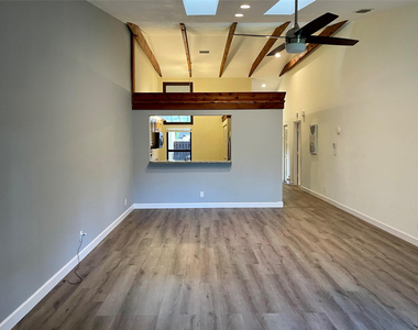 11781 Timbers Way - Photo Thumbnail 12