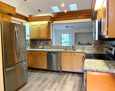 11781 Timbers Way - Photo Thumbnail 8