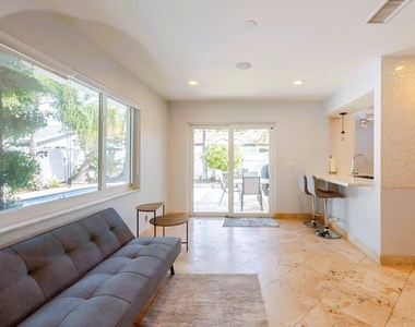 6741 Nw 26th Way - Photo Thumbnail 5
