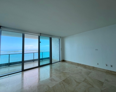 1331 Brickell Bay Drive - Photo Thumbnail 3