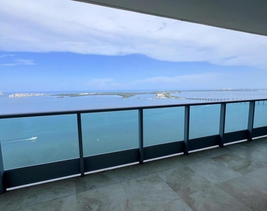 1331 Brickell Bay Drive - Photo Thumbnail 4