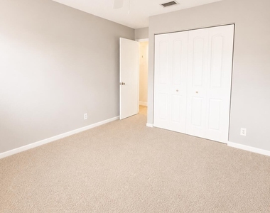 6020 Nw 25th Court - Photo Thumbnail 12
