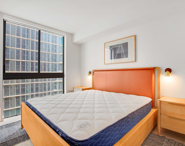 601 N Miami Avenue - Photo Thumbnail 3