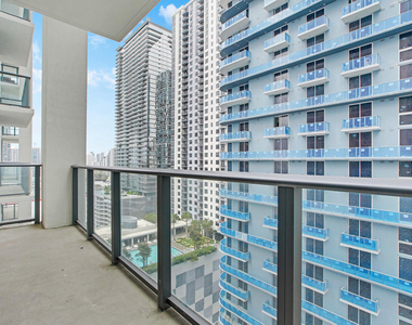 601 N Miami Avenue - Photo Thumbnail 9