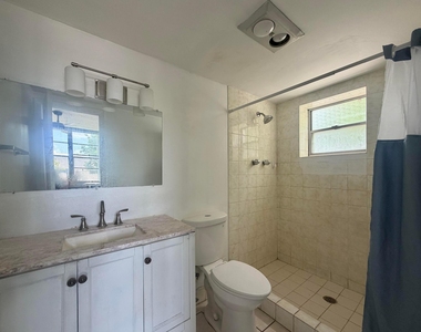 15600 Nw 7th Avenue - Photo Thumbnail 16