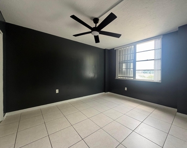 15600 Nw 7th Avenue - Photo Thumbnail 17