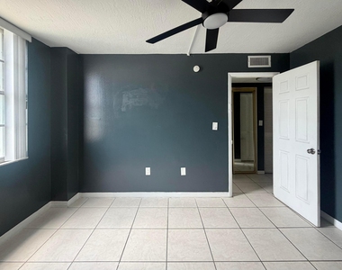 15600 Nw 7th Avenue - Photo Thumbnail 18