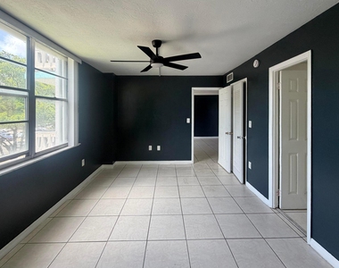 15600 Nw 7th Avenue - Photo Thumbnail 15