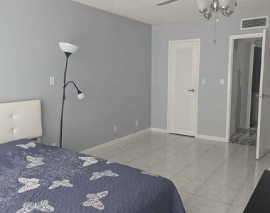 601 Three Islands Boulevard - Photo Thumbnail 12