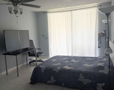 601 Three Islands Boulevard - Photo Thumbnail 11