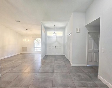 13588 74th Street N - Photo Thumbnail 7