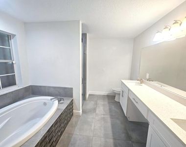 13588 74th Street N - Photo Thumbnail 19