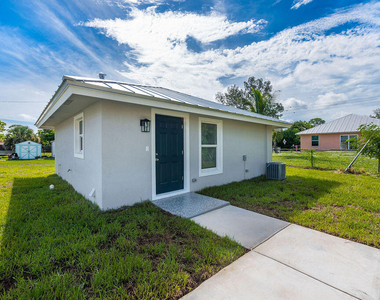 3018 Se Iris Street - Photo Thumbnail 14