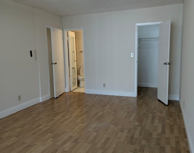 801 Three Islands Boulevard - Photo Thumbnail 11