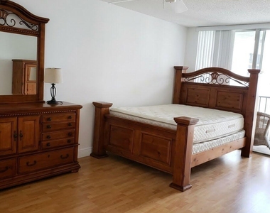 801 Three Islands Boulevard - Photo Thumbnail 5