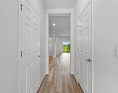 12869 Sw Forli Way - Photo Thumbnail 3