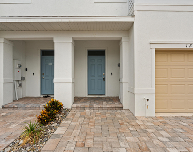 12869 Sw Forli Way - Photo Thumbnail 1