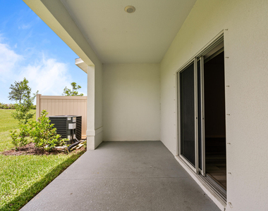 12869 Sw Forli Way - Photo Thumbnail 16