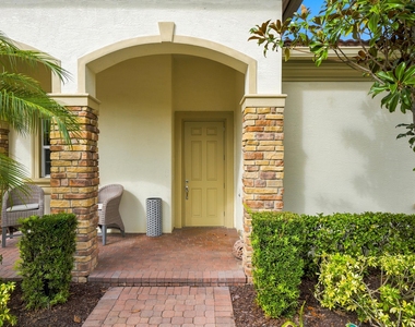 10263 Sw Reggiani Road - Photo Thumbnail 38