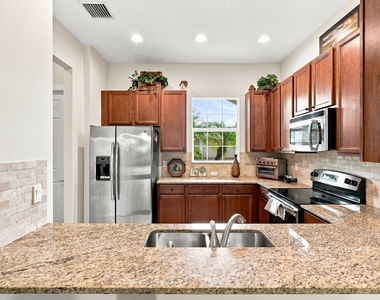 10263 Sw Reggiani Road - Photo Thumbnail 20