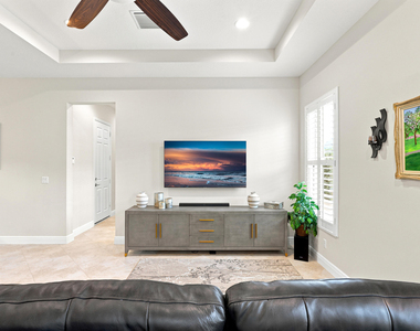 10263 Sw Reggiani Road - Photo Thumbnail 13