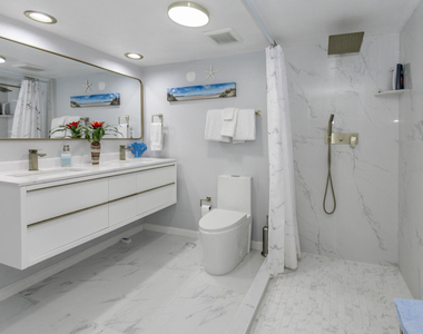 5540 N Ocean Drive - Photo Thumbnail 19