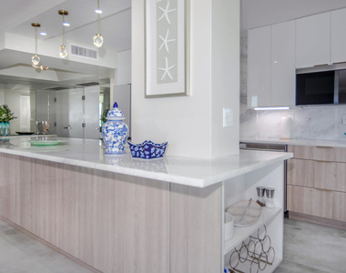 5540 N Ocean Drive - Photo Thumbnail 9