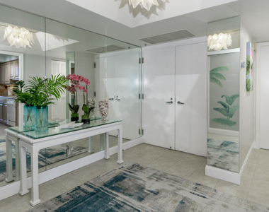 5540 N Ocean Drive - Photo Thumbnail 3