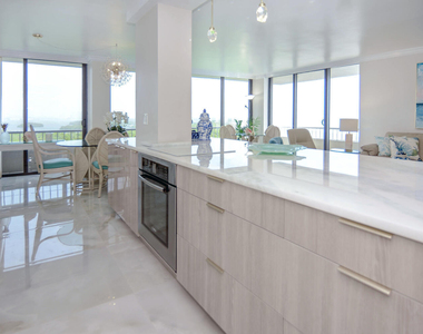5540 N Ocean Drive - Photo Thumbnail 6