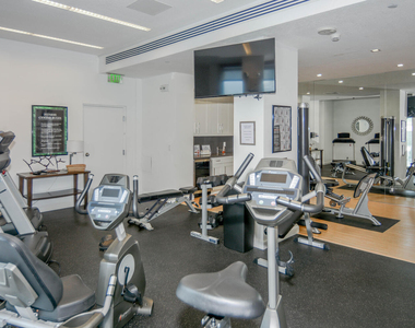 5540 N Ocean Drive - Photo Thumbnail 41